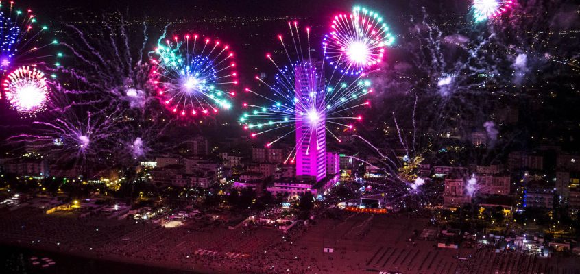 La Notte Rosa Venerdì 21 Luglio 2016